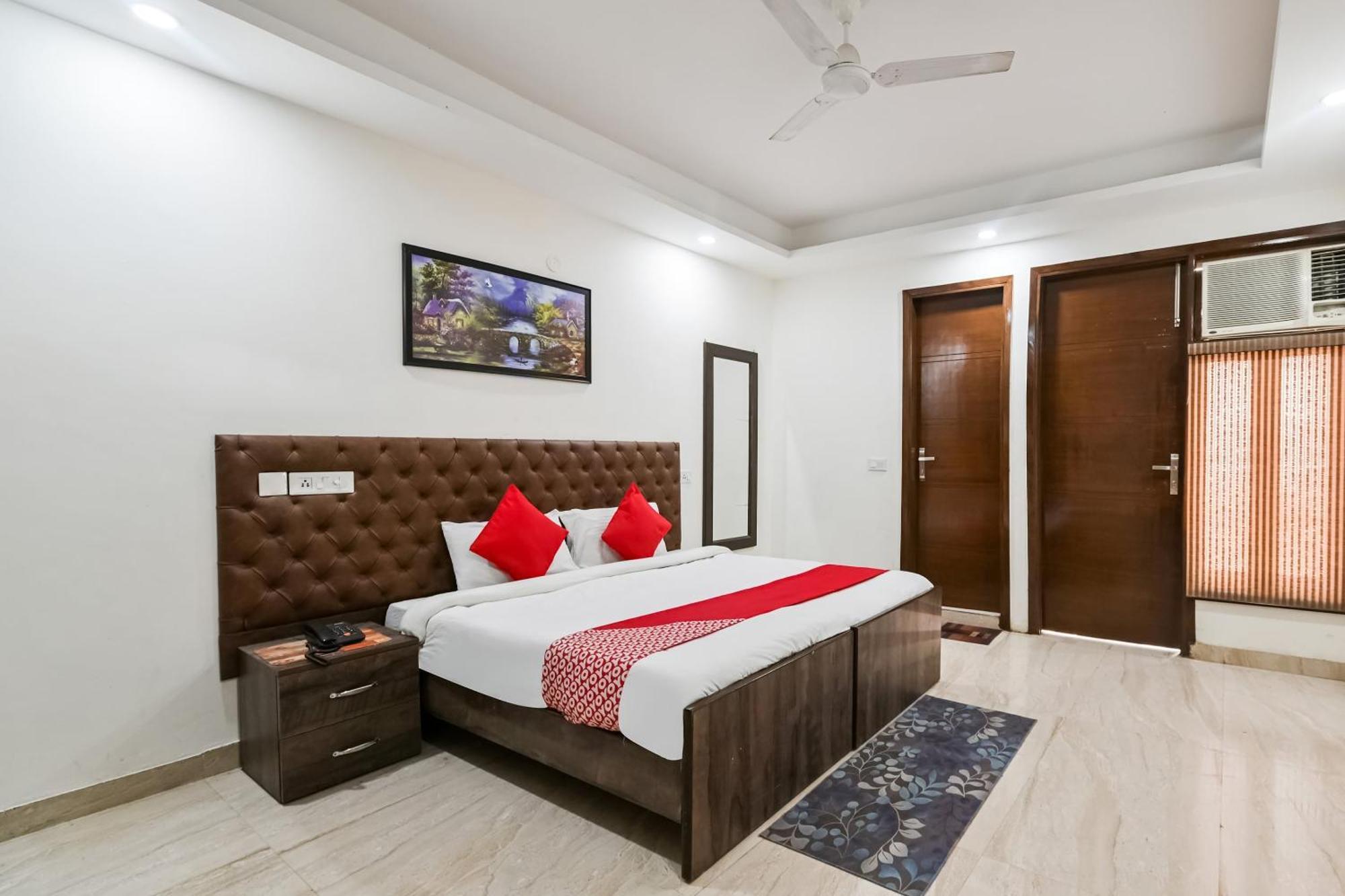 Hotel O Premium Rooms Chhatarpur New Delhi Exteriör bild